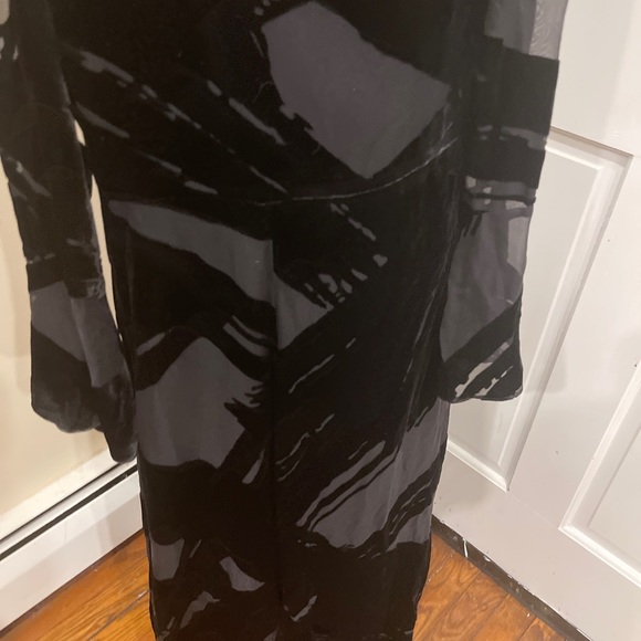 ANTHROPOLOGIE X Seen Worn Keep Selina Velvet Maxi Black Dress SZ 10 - Picture 5 of 8